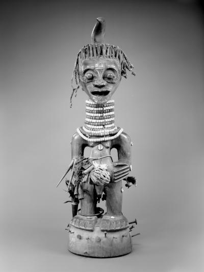 \\MEDIAS\collections\TMS\EO\1951\EO.1951.10.1_DIA_03.jpg